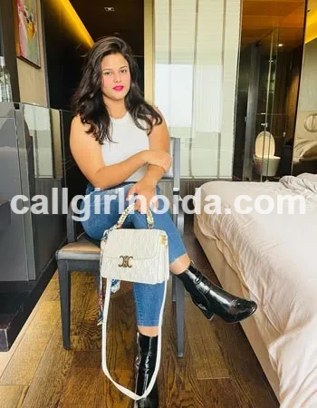 Zirakpur call girl